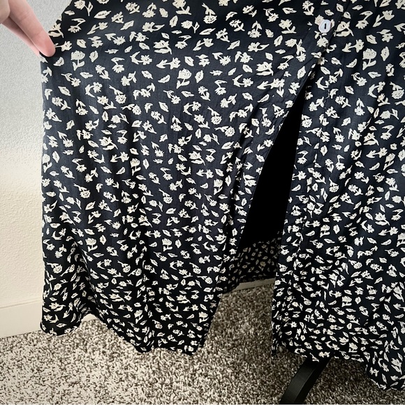 EXC • Free People Easy To Love Set in Black Floral • - Picture 6 of 12